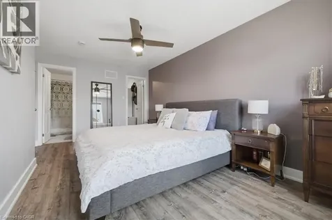 12 Hiscott Drive Waterdown ON L8B 0A2