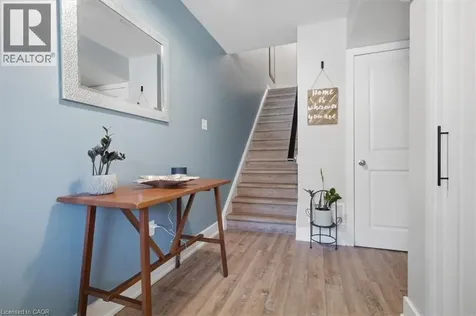 12 Hiscott Drive Waterdown ON L8B 0A2