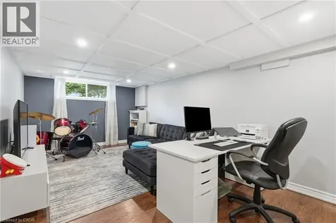 52 San Pedro Drive Hamilton ON L9C 2C6