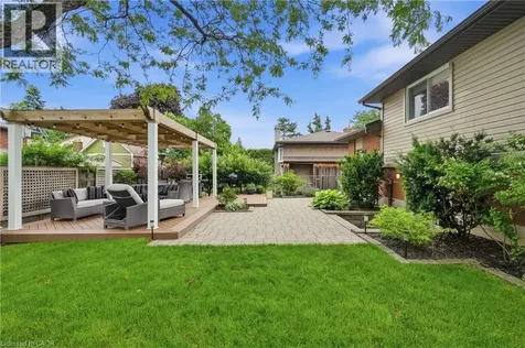 52 San Pedro Drive Hamilton ON L9C 2C6