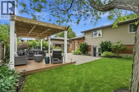 52 San Pedro Drive Hamilton ON L9C 2C6