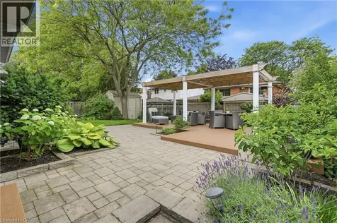 52 San Pedro Drive Hamilton ON L9C 2C6