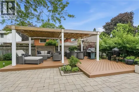 52 San Pedro Drive Hamilton ON L9C 2C6