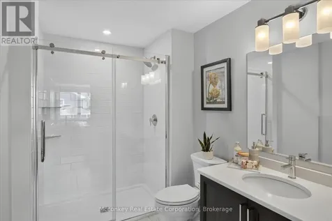 19 Hampton Lane Selwyn ON K0L 2H0