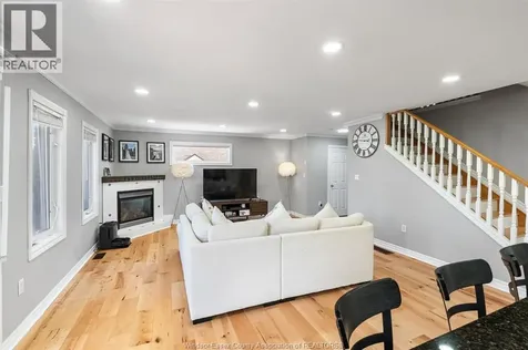 1376 Lakeview Avenue Windsor ON N8P 1K7
