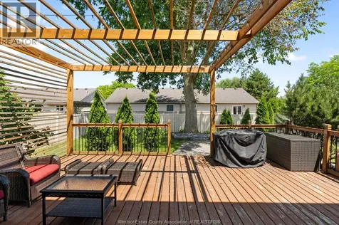 1376 Lakeview Avenue Windsor ON N8P 1K7