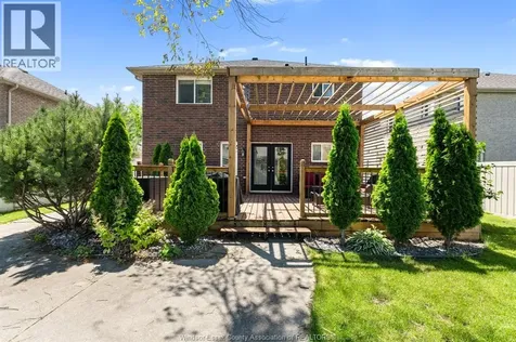 1376 Lakeview Avenue Windsor ON N8P 1K7