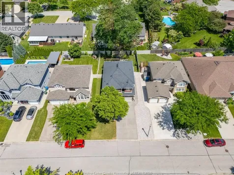 1376 Lakeview Avenue Windsor ON N8P 1K7