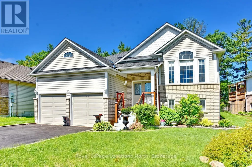 50 Regina Boulevard Wasaga Beach ON L9Z 1M8