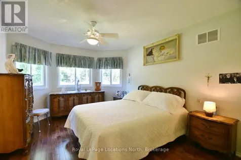 50 Regina Boulevard Wasaga Beach ON L9Z 1M8