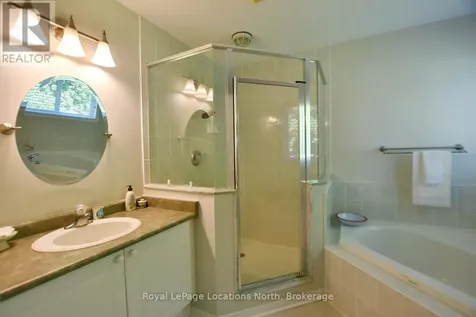 50 Regina Boulevard Wasaga Beach ON L9Z 1M8