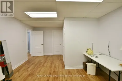 50 Regina Boulevard Wasaga Beach ON L9Z 1M8