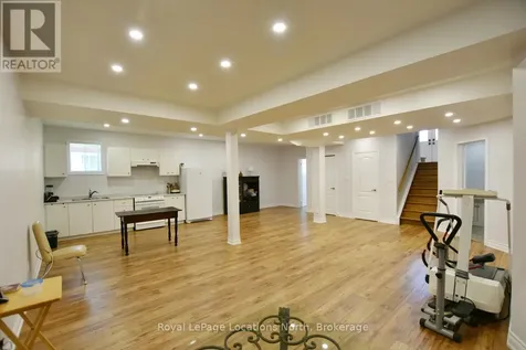 50 Regina Boulevard Wasaga Beach ON L9Z 1M8