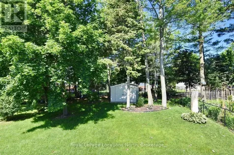 50 Regina Boulevard Wasaga Beach ON L9Z 1M8