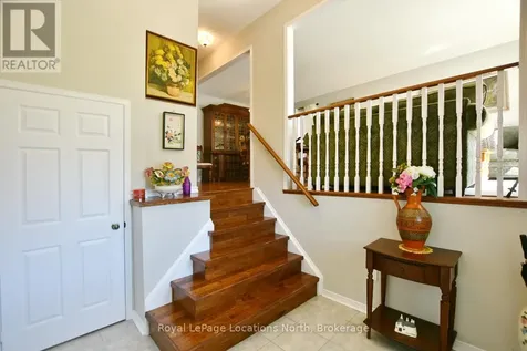 50 Regina Boulevard Wasaga Beach ON L9Z 1M8