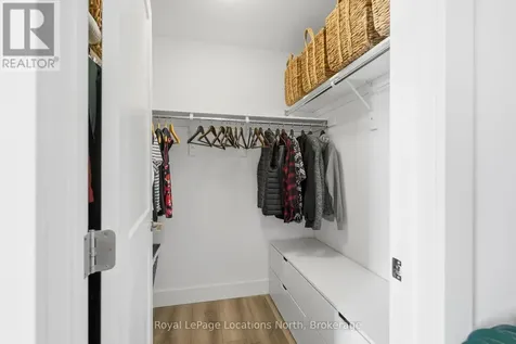 4 Kimberly Lane Collingwood ON L9Y 5T6