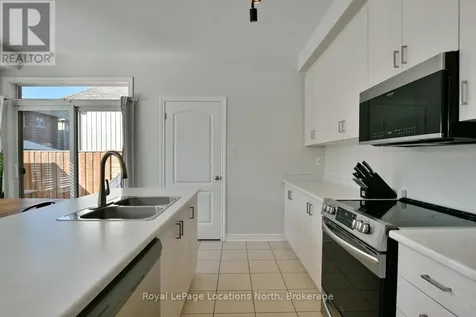 48 Mclean Avenue Collingwood ON L9Y 3Z6