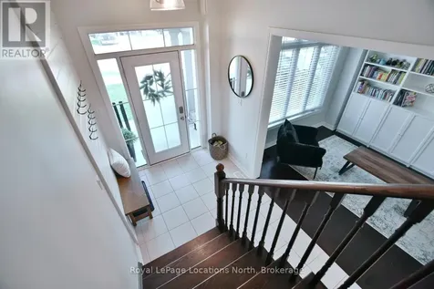 48 Mclean Avenue Collingwood ON L9Y 3Z6