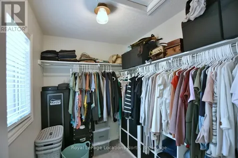 48 Mclean Avenue Collingwood ON L9Y 3Z6