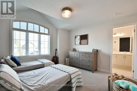 48 Mclean Avenue Collingwood ON L9Y 3Z6