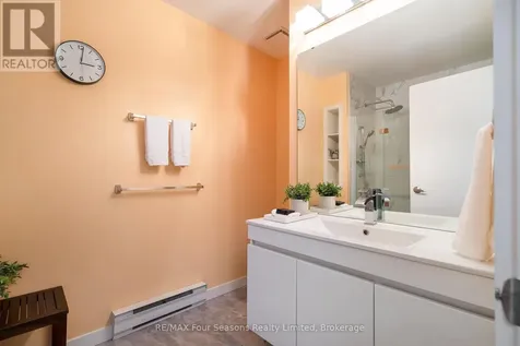 44 Trott Boulevard Collingwood ON L9Y 5B7