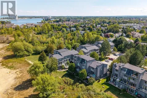 44 Trott Boulevard Collingwood ON L9Y 5B7