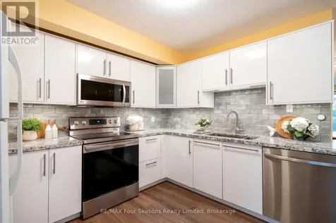 44 Trott Boulevard Collingwood ON L9Y 5B7