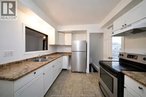 3463 Harris Street Windsor ON N9C 1N6