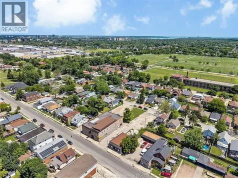 1636 Drouillard Windsor ON N8Y 2S3