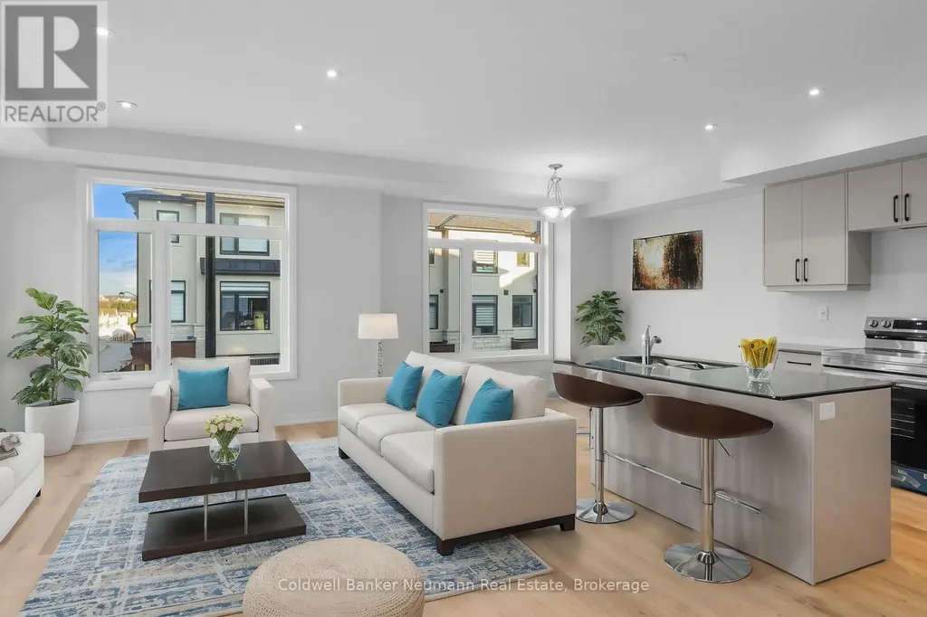 155 Equestrian Way West Cambridge ON N3E 0E8