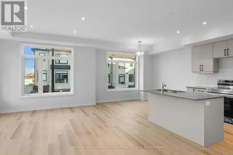 155 Equestrian Way West Cambridge ON N3E 0E8