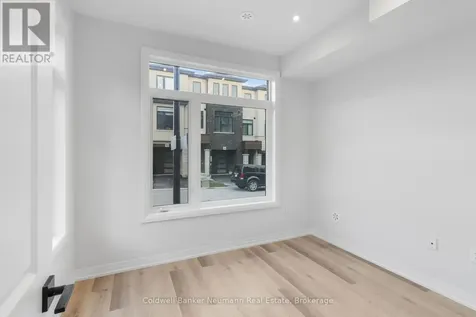155 Equestrian Way West Cambridge ON N3E 0E8