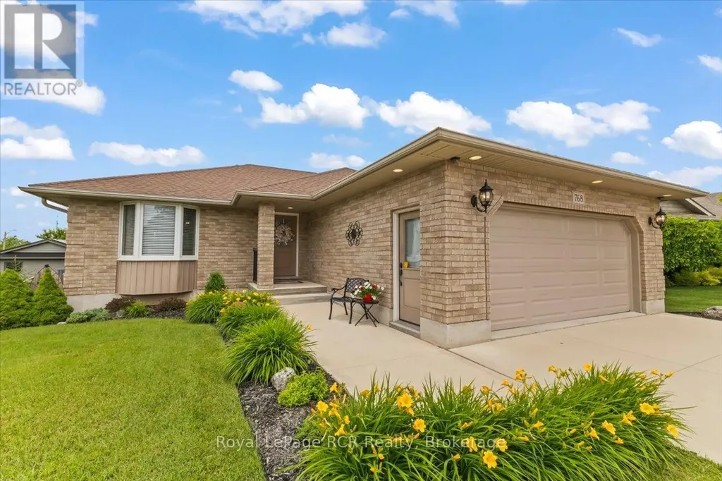 768 16th Street Hanover ON N4N 3W8