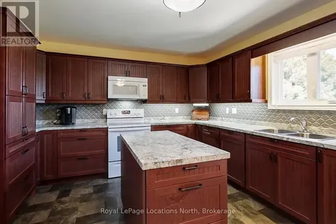 595 Ridge Road Meaford ON N4L 1L9