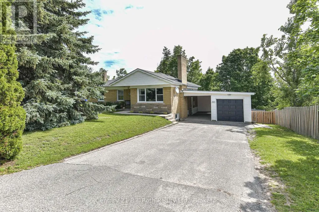 44 Charles Road Orillia ON L3V 3H4