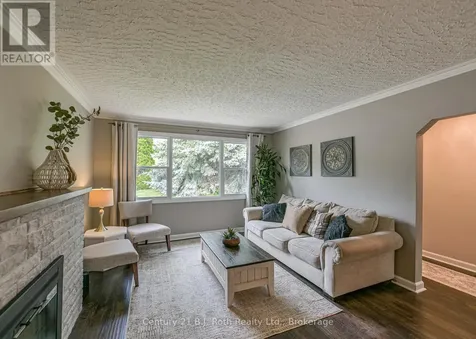 44 Charles Road Orillia ON L3V 3H4