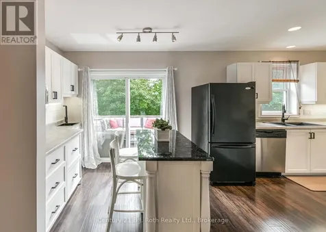 44 Charles Road Orillia ON L3V 3H4