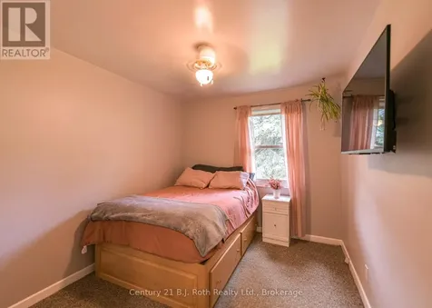 44 Charles Road Orillia ON L3V 3H4