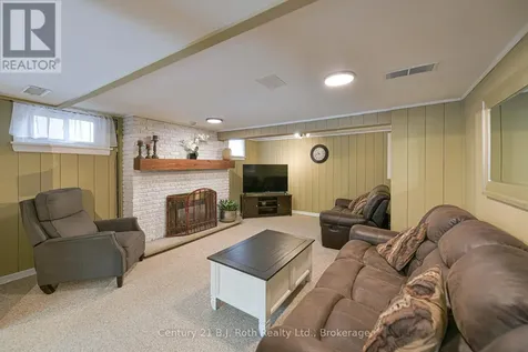 44 Charles Road Orillia ON L3V 3H4
