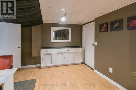 44 Charles Road Orillia ON L3V 3H4