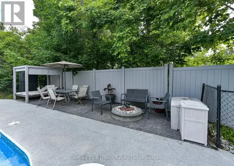 44 Charles Road Orillia ON L3V 3H4