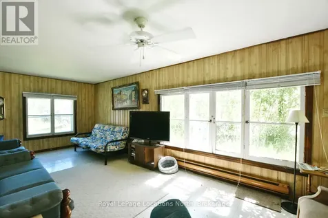 20 Marilyn Avenue North Wasaga Beach ON L9Z 2X8