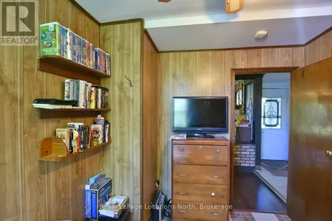 20 Marilyn Avenue North Wasaga Beach ON L9Z 2X8