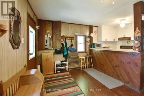 20 Marilyn Avenue North Wasaga Beach ON L9Z 2X8