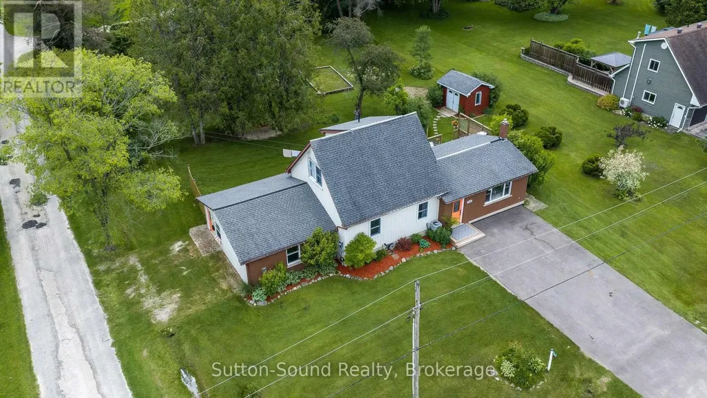 864 16th Street West Georgian Bluffs ON N4K 6V5
