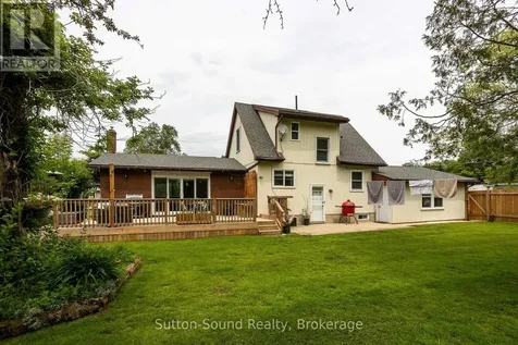 864 16th Street West Georgian Bluffs ON N4K 6V5