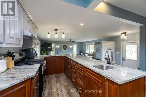 864 16th Street West Georgian Bluffs ON N4K 6V5