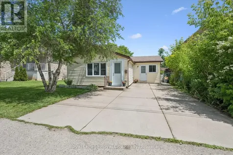 10 Macville Avenue Kitchener ON N2K 1T1