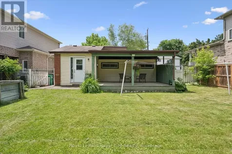 10 Macville Avenue Kitchener ON N2K 1T1