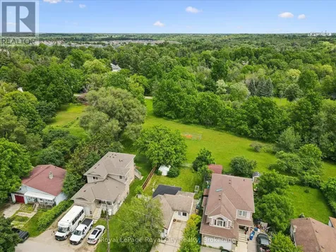 10 Macville Avenue Kitchener ON N2K 1T1